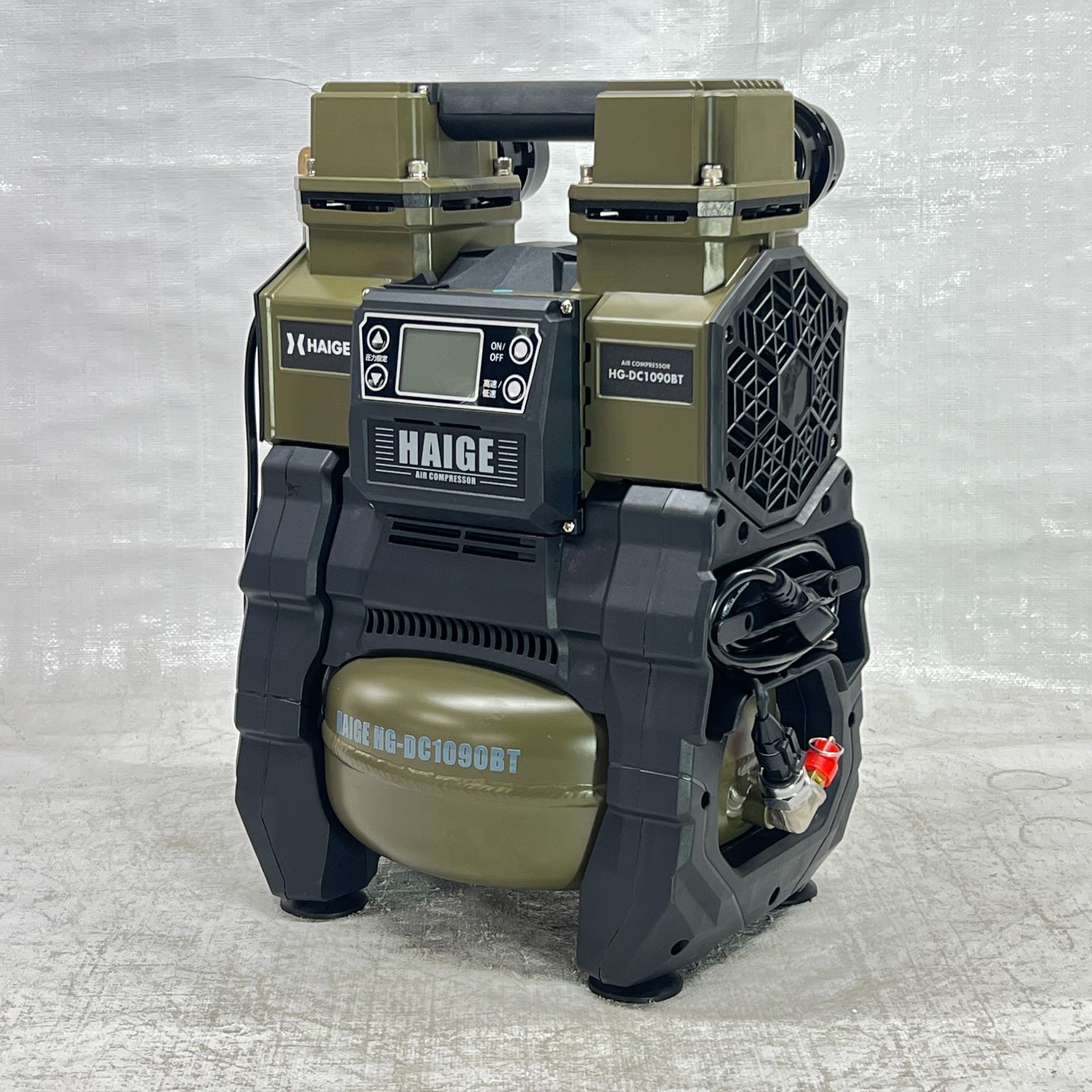 未使用】【展示品】 エアーコンプレッサー 100V 5L アルミタンク 