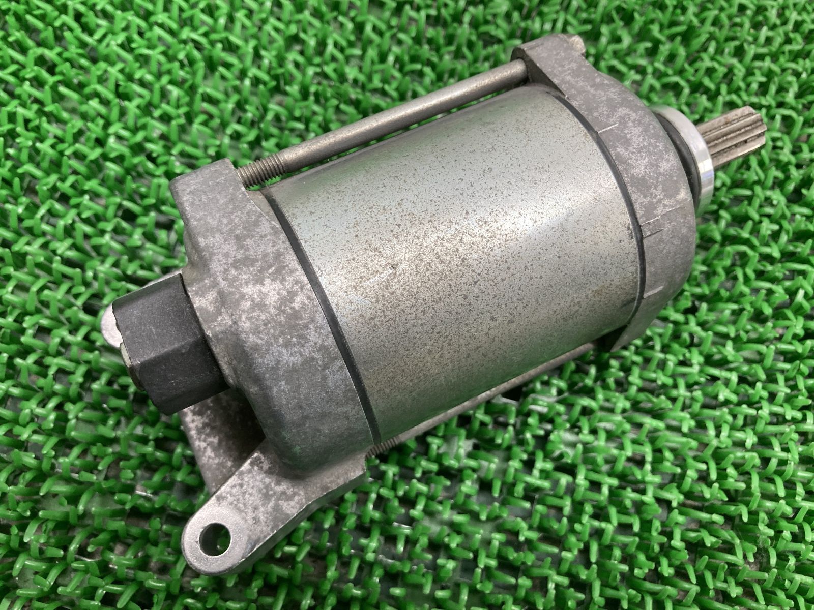 DトラッカーX セルモーター SM18 カワサキ 純正 バイク 部品 LX250V D-TracerX スターターモーター 機能的問題なし 品薄