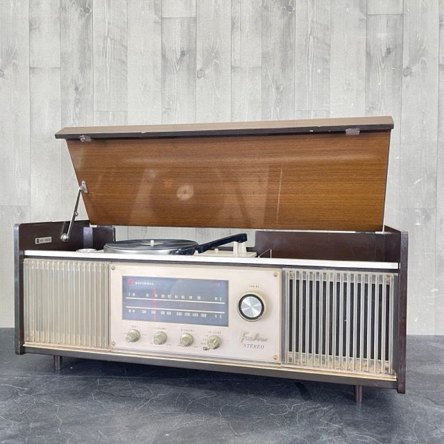 ナショナル SE-1350G 真空管ステレオ 　レトロラジオ　ターンテーブル付き ナショナル SE-1350G 真空管ステレオ レトロラジオ ターンテーブル付き