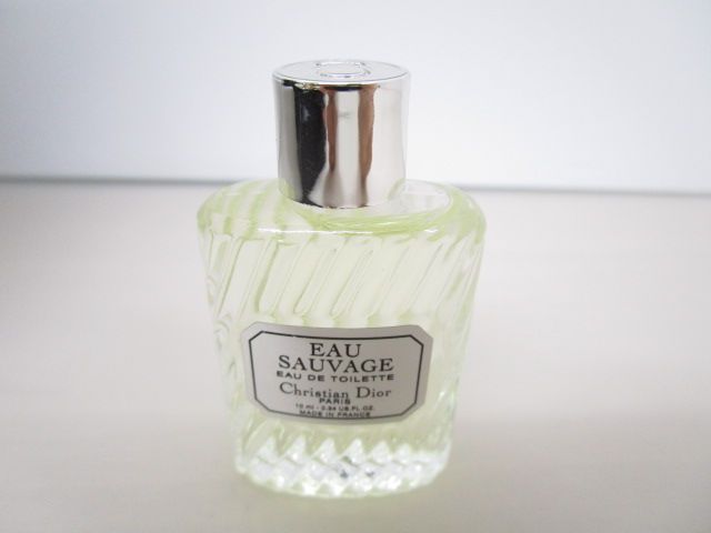送料無料】☆Dior☆ディオール HOMME Luxury Edition ミニ香水