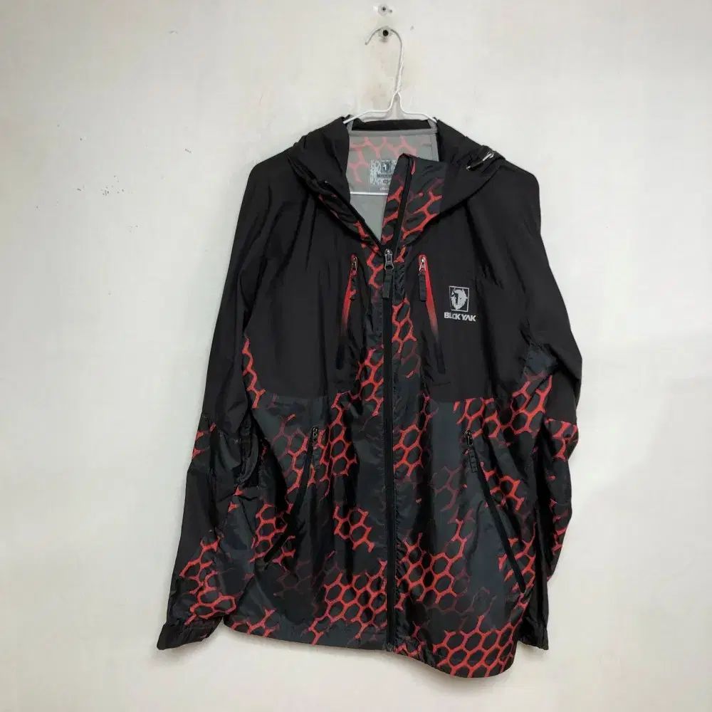 ✨美品✨BLACK YAK ブラック ヤク フードベスト ジャケット BLACK YAK(ブラックヤク) レディース 冬 フード付きジャケット