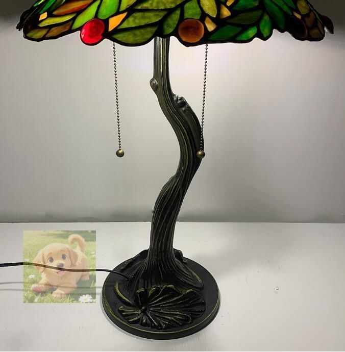 アンティーク花柄レトロな雰囲気がおしゃれ ティファニー