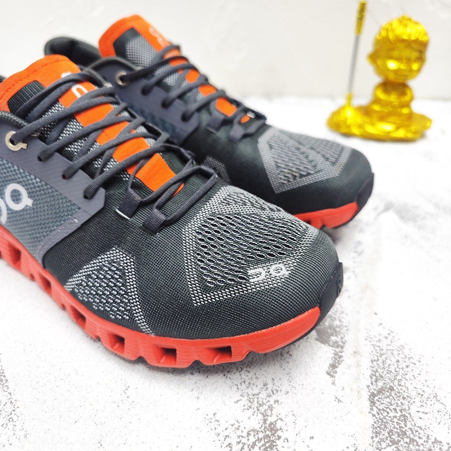 On Cloud X Sneakers オン クラウドX ジョギング スポーツ