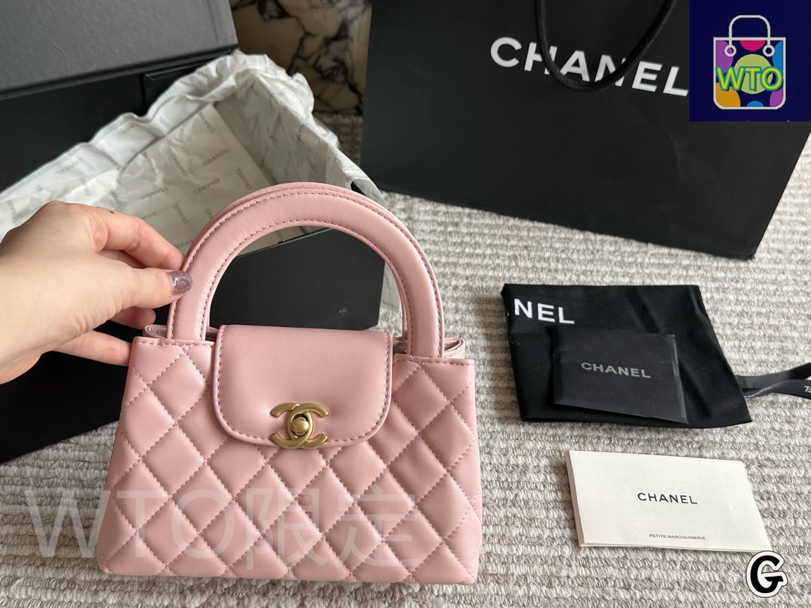 シャネル 23K ヴィンテージ風 ケリーバッグ ピンク CHANEL 23K Pink Shiny Calf Skin Micro Shopping Bag Kelly