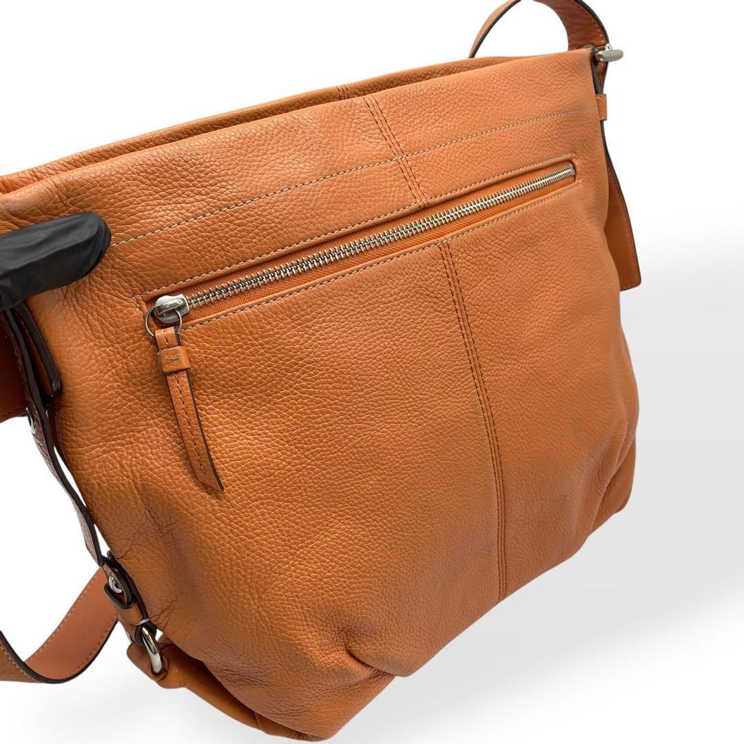 極美品　COACH　コーチ　F15064　希少カラーオレンジ　ショルダーバッグ 極美品 COACH コーチ F15064 希少カラーオレンジ ショルダー