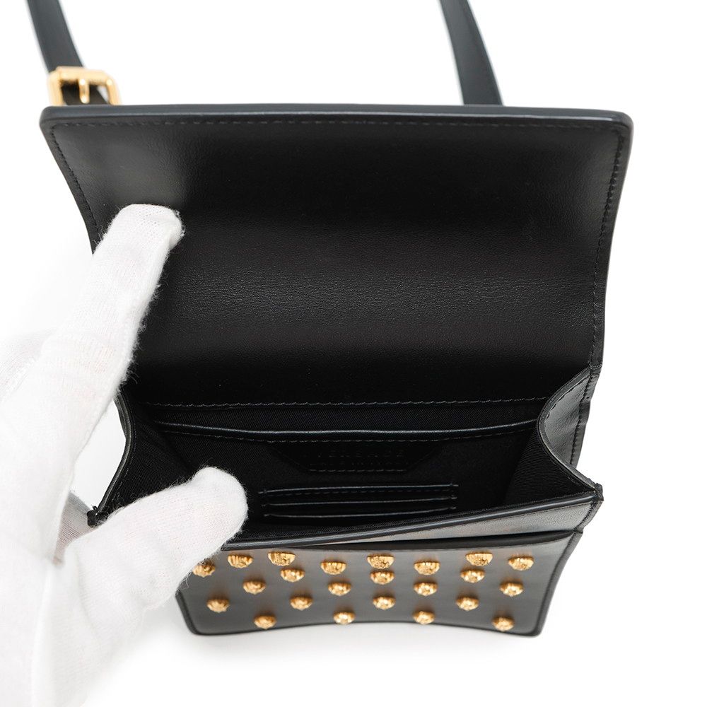ヴェルサーチェ ショルダーバッグ メデューサ スタッズ レザー VERSACE