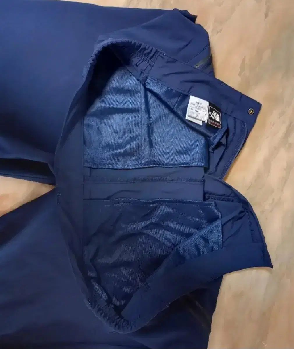 NORTH FACE