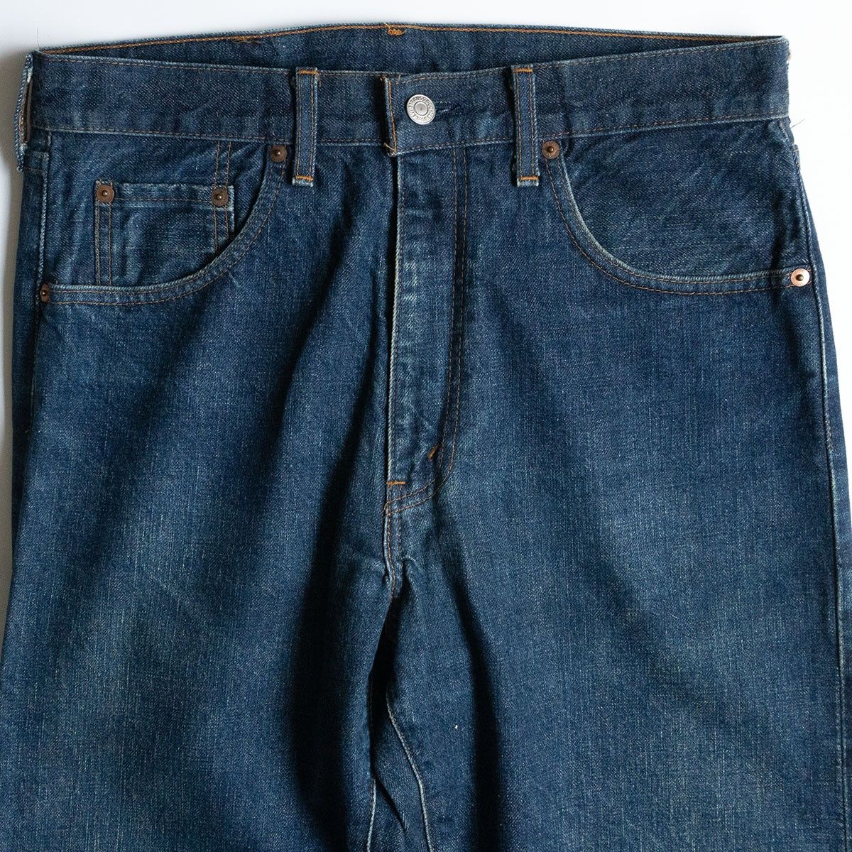 ボロの美学 LEVI'S 502XX BIG E デニムパンツ ビンテージ Levi's VINTAGE CLOTHING リーバイス ジーンズ 502XX 日本製