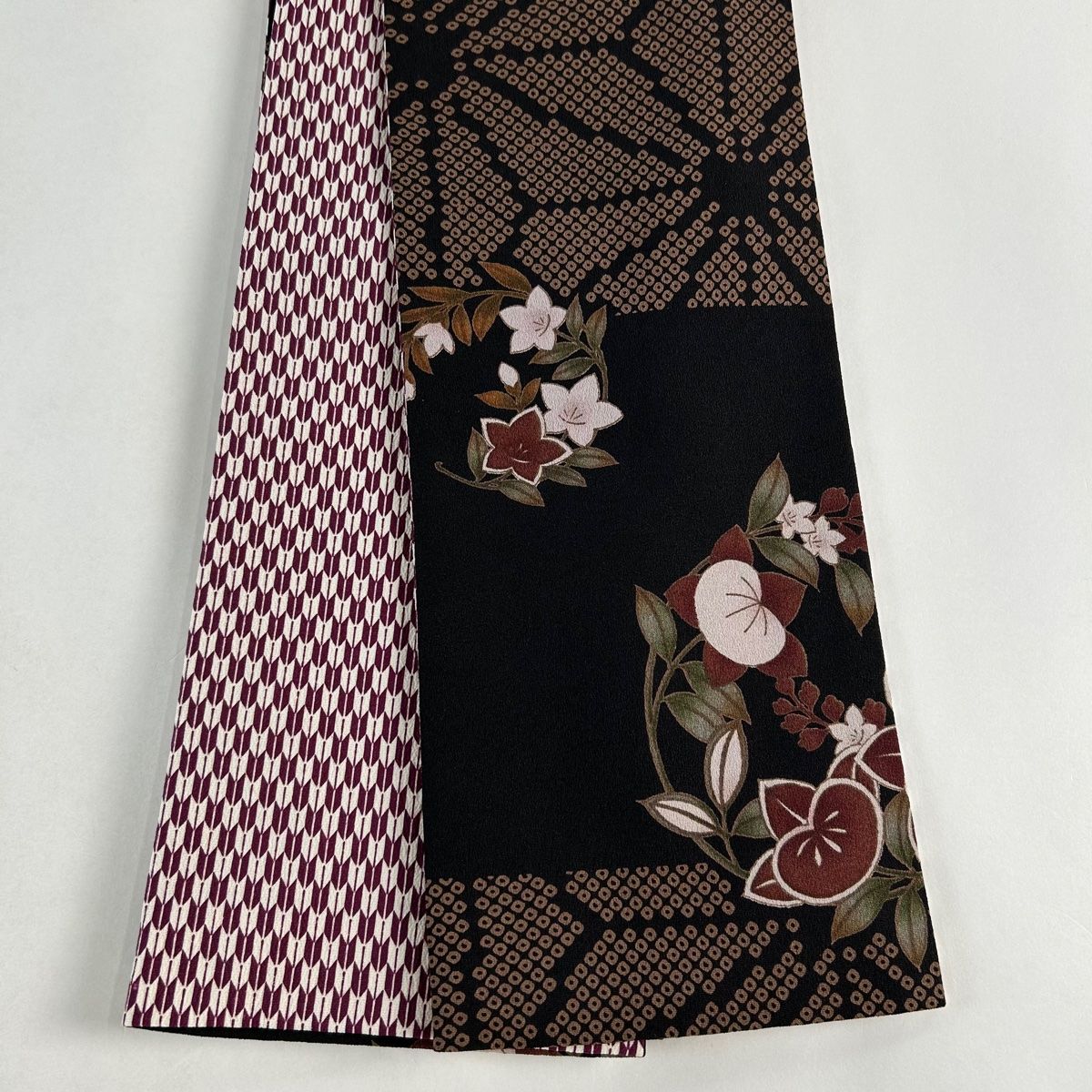 半幅帯 優品 花丸文 麻の葉 黒 化繊