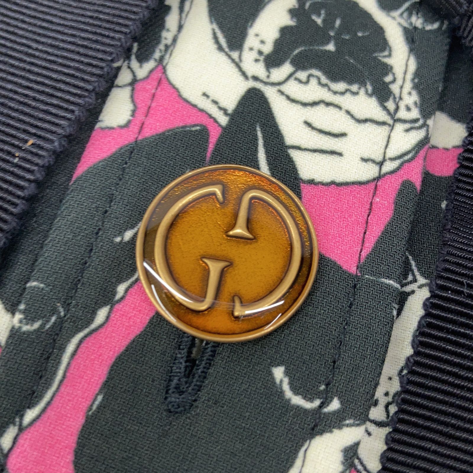 GUCCI グッチ 516826 18年 ブラック×ピンク シルク ブルドック 犬柄 ピーターパンカラー総柄ワンピース 38