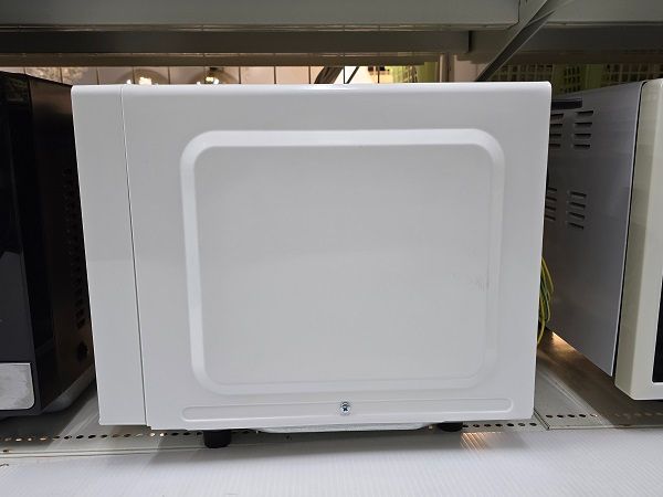 ★リユースのサカイ横浜南店★YM1126 chrome 電子レンジ CFM-CX182  ２０２４年製 動作確認／クリーニング済み ☆リユースのサカイ横浜南店☆YM1126 chrome 電子レンジ CFM-CX182
