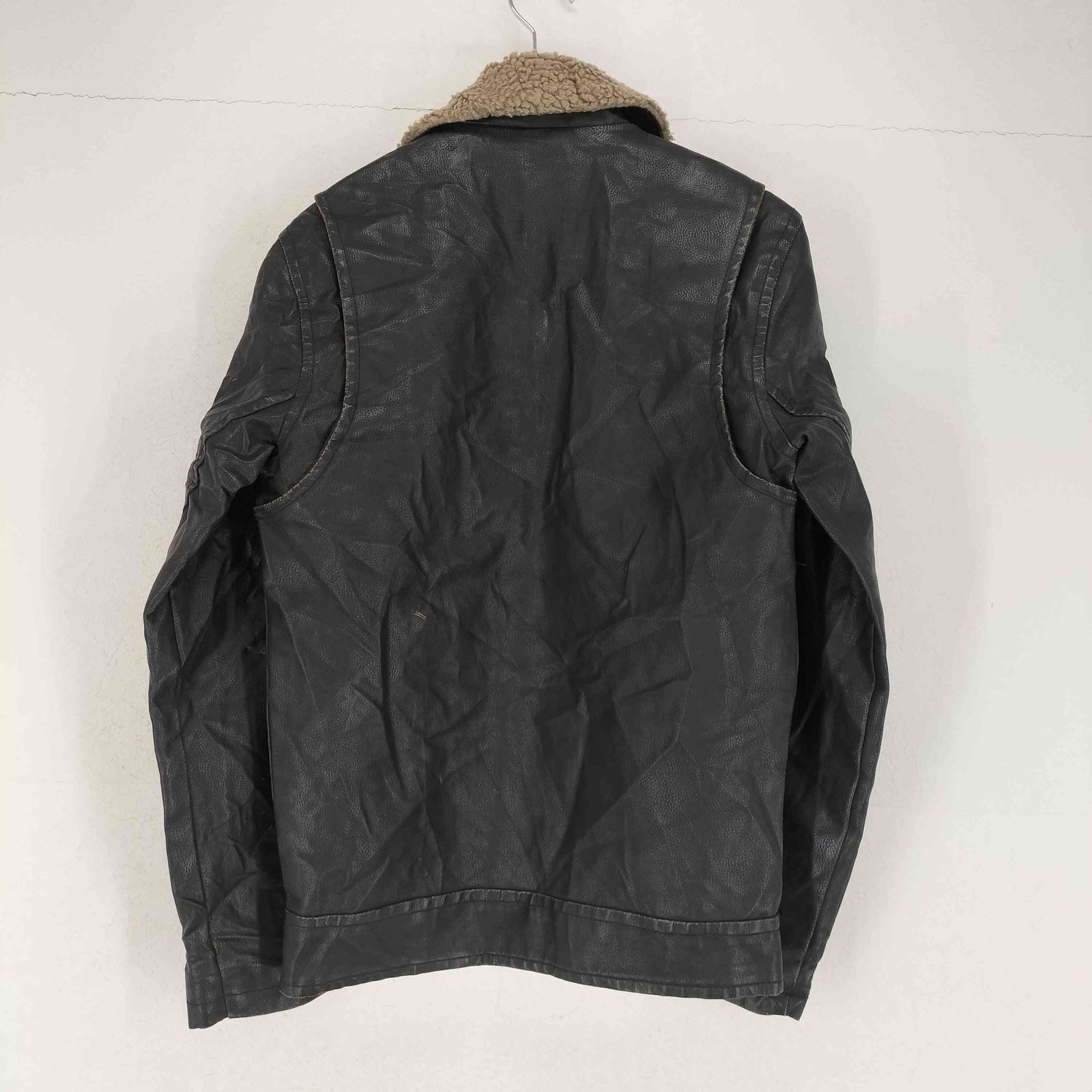 エアロポステール AEROPOSTALE フェイクレザー ボアカラージップ