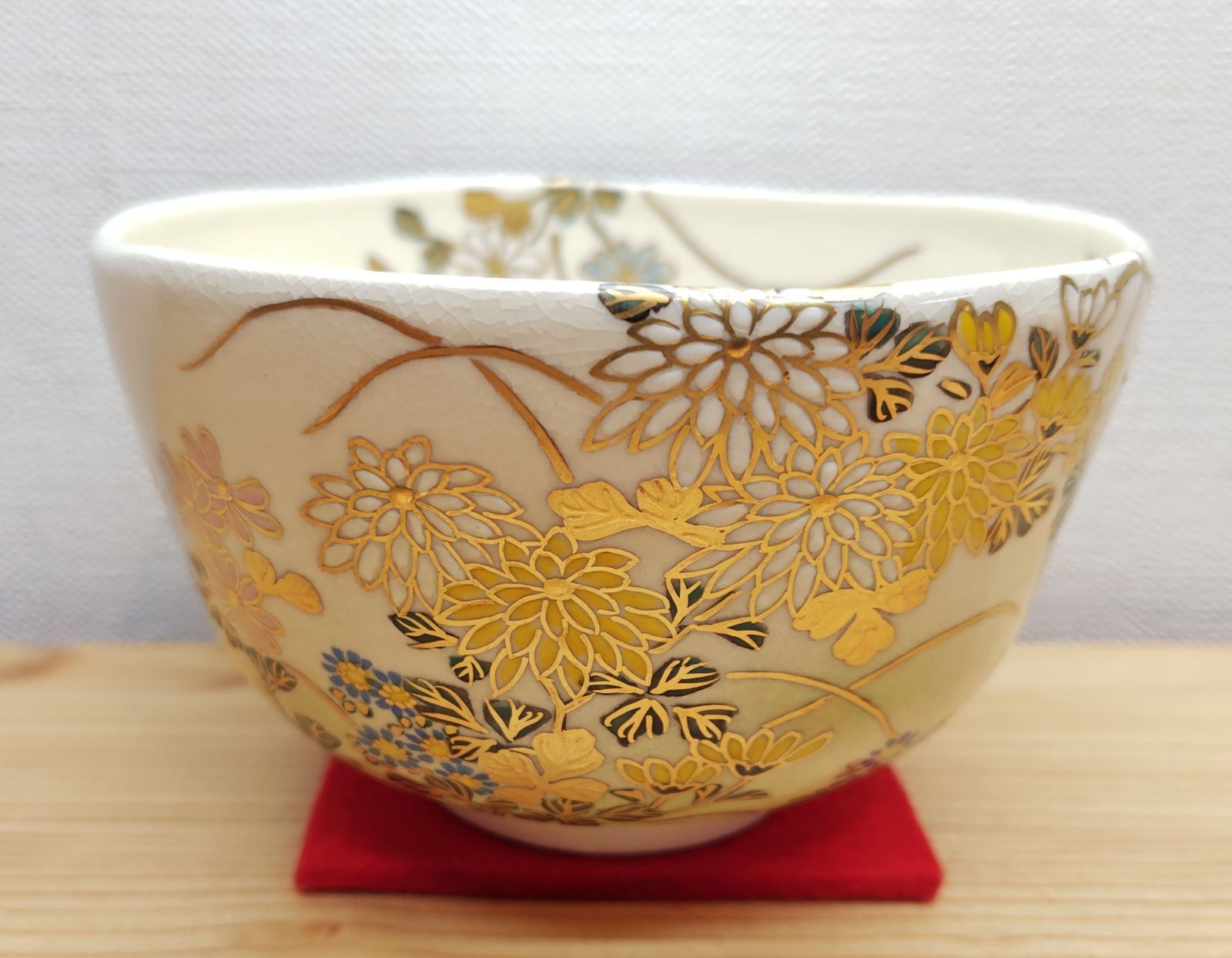 送料込【逢絢亭・新品】茶道具 茶碗 京焼 仁清 芒にトンボ 水出宋絢 紙箱入り 逢絢亭・新品】茶道具 茶碗 京焼 仁清 菊の図 富永玄山 共箱入り