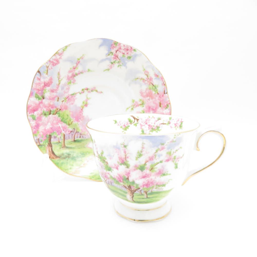 美品 ROYAL ALBERT ロイヤルアルバート ブロッサムタイム ティーカップ 