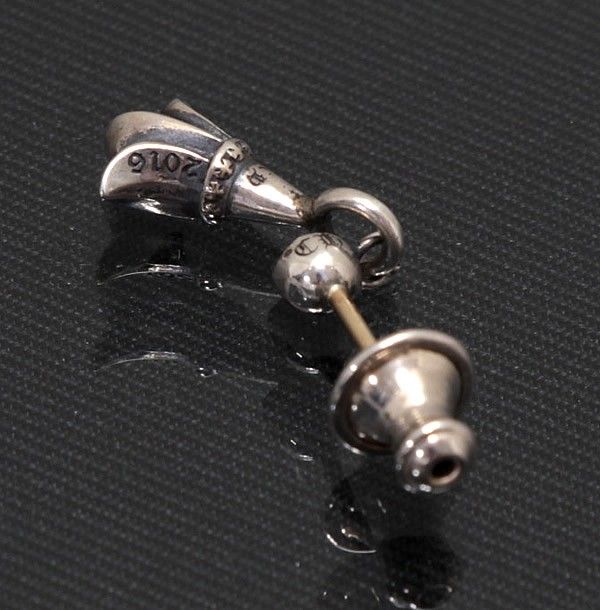 CHROME HEARTS　クロステイルドロップピアス　クロムハーツ CHROME HEARTS クロムハーツ CHROMEHEARTS ピアス タイニー