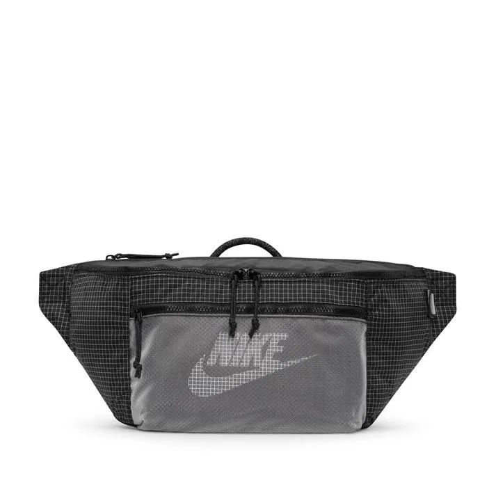 新品未使用】NIKE ナイキ テック ヒップパック 10L ブラック - メルカリ