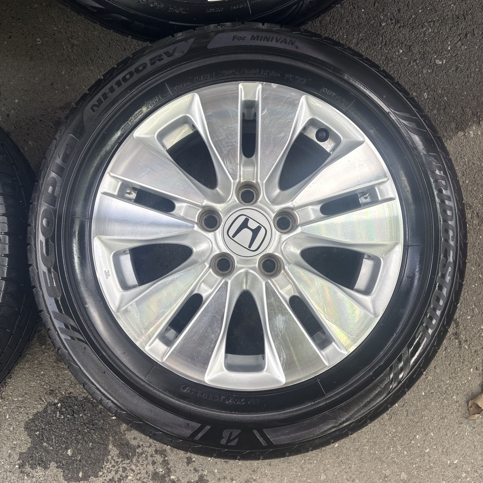 最終値下げ【送料無料】ホンダ ステップワゴン 205/60R16 純正