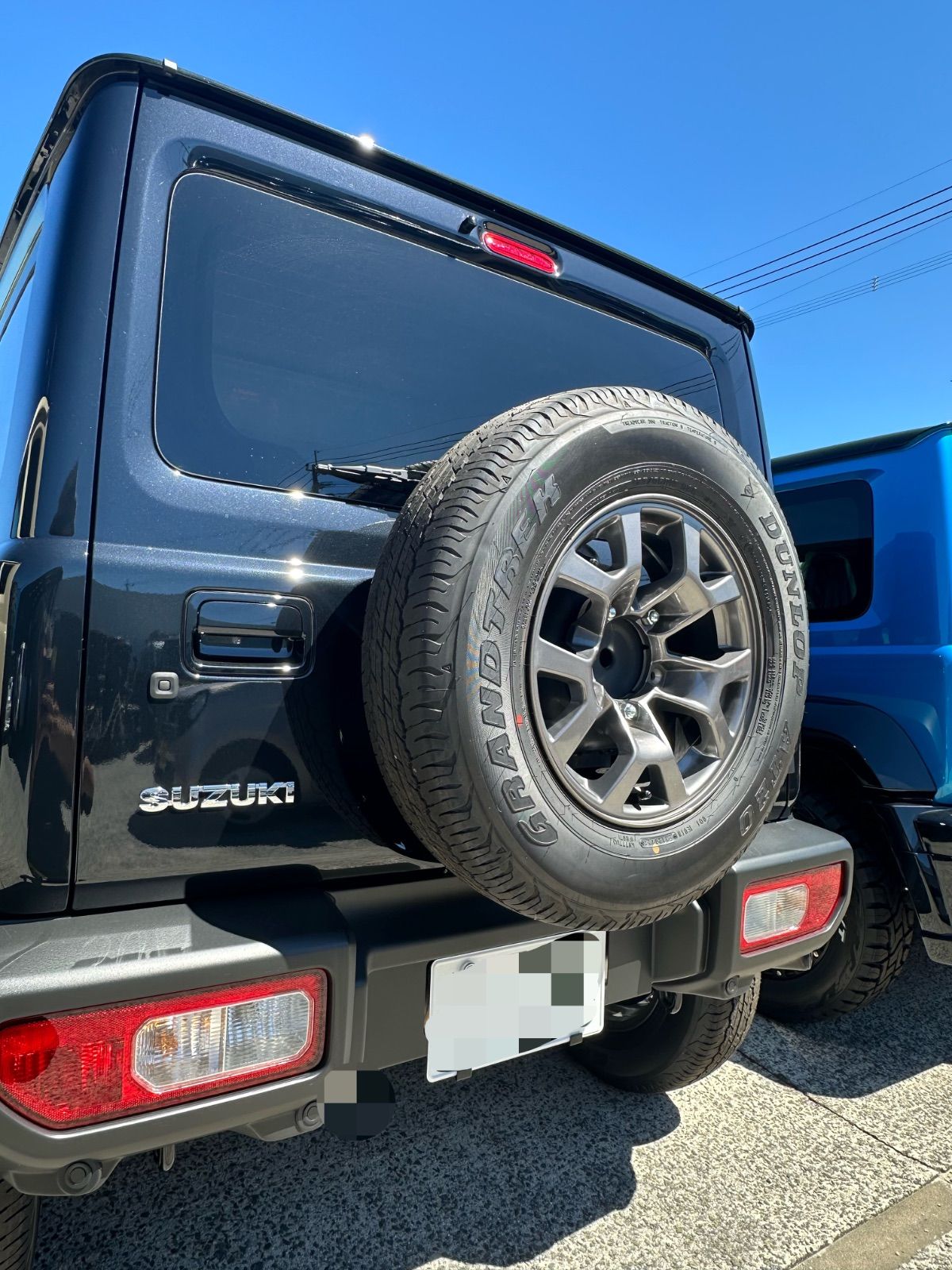 ジムニーシエラ　新品　納車外し　純正タイヤホイールセット　JB74 送料込み！ JB74 ジムニーシエラ 純正アルミ タイヤホイールセット - メルカリ
