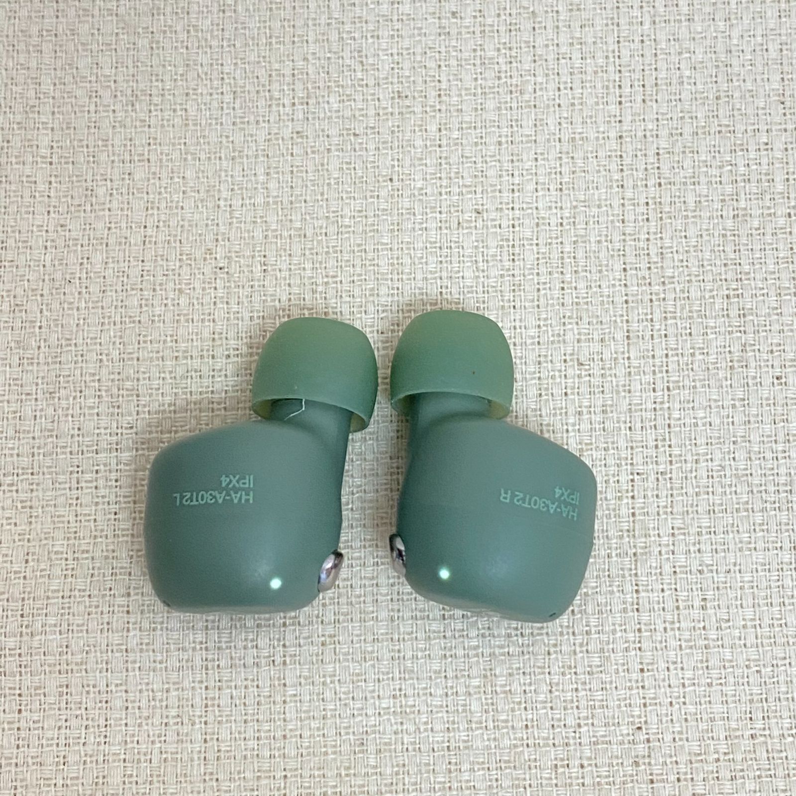 浜館46-608】 【店舗併売品】 Victor（ビクター） 完全ワイヤレス 