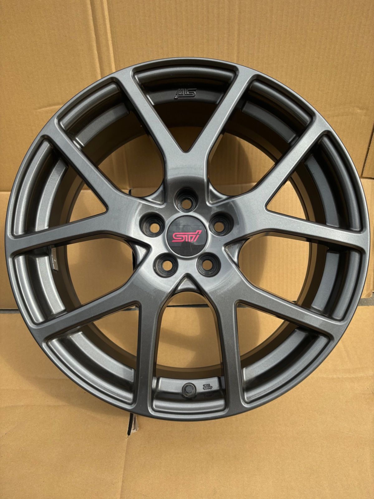 スバル純正OPホイール STi ENKEI