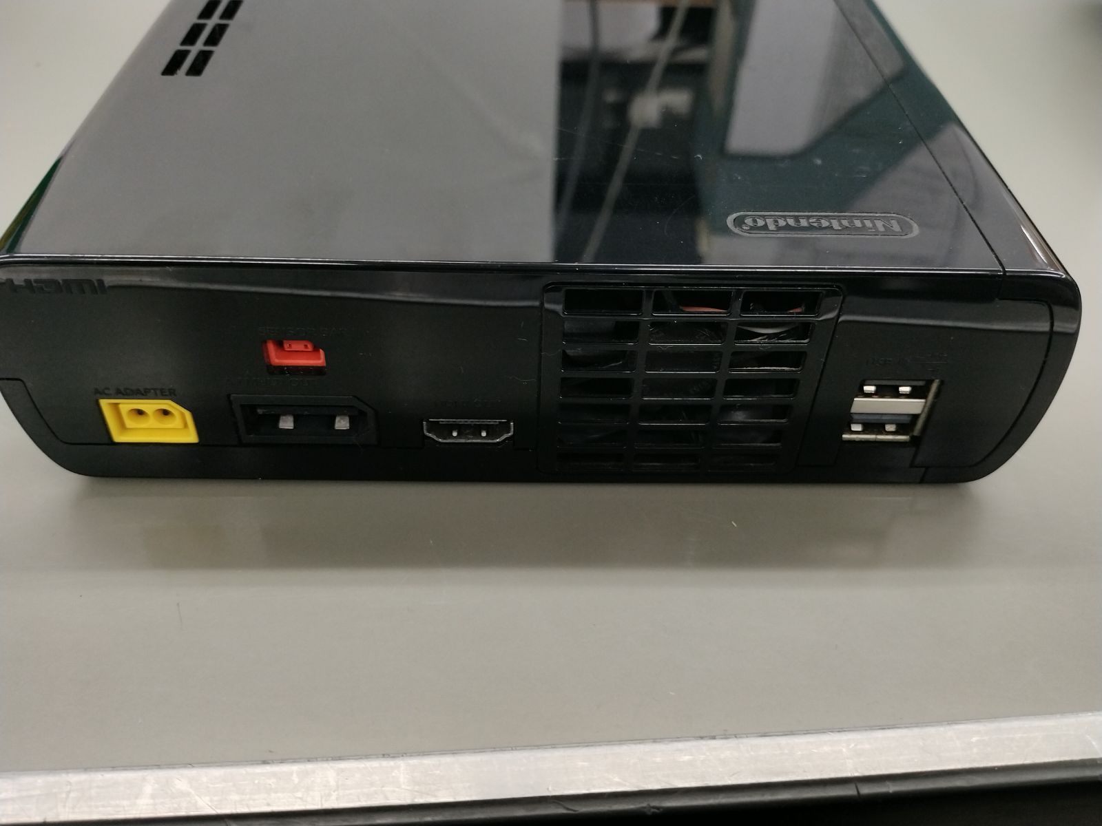 ジャンク本体】WiiU本体 32GB ブラック 本体・ゲームパッドのみ
