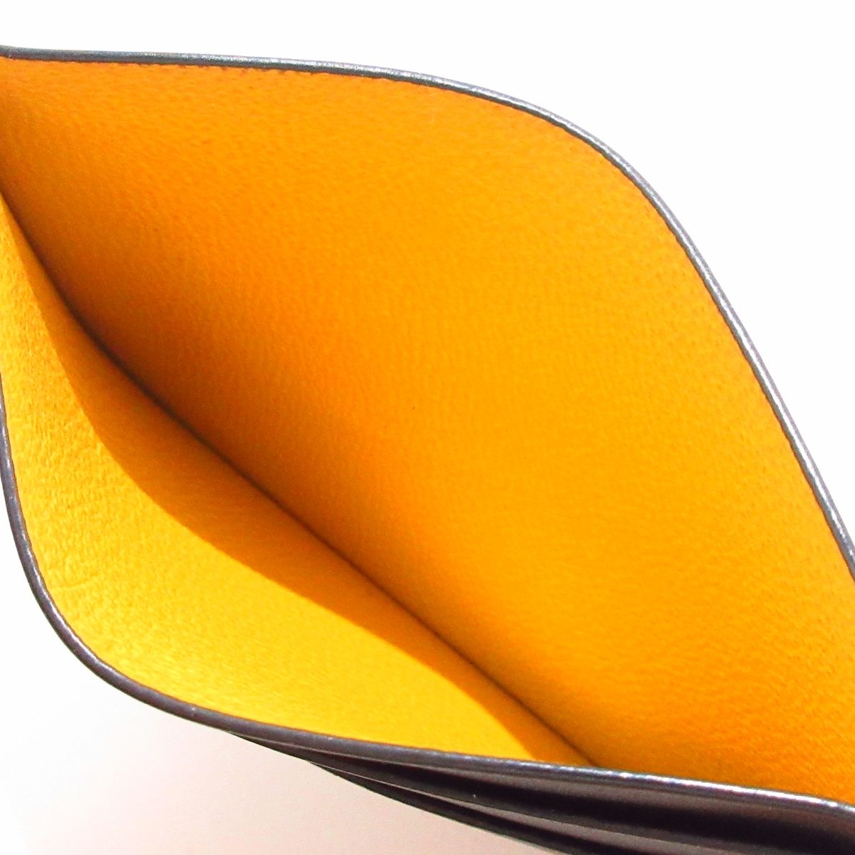 黒×ブラウン×白 レザー