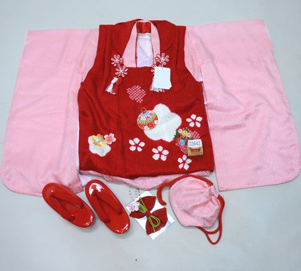 七五三 三歳 女児 被布着物フルセット 正絹 綸子地 絞り 柄刺繍