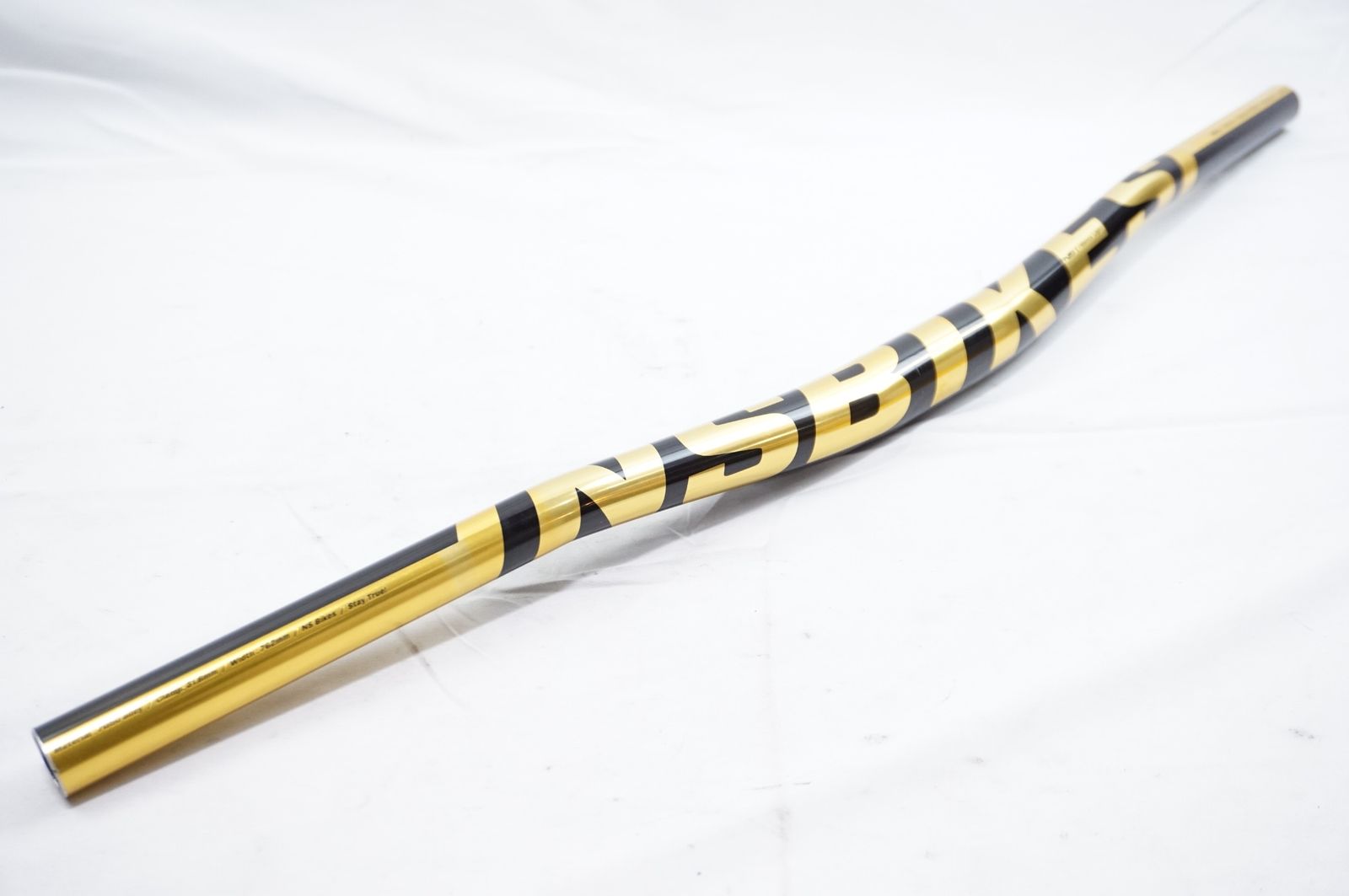 NS BIKES 「エヌエスバイクス」 フラットバー Φ31.8 690mm ハンドル / バイチャリ中目黒店