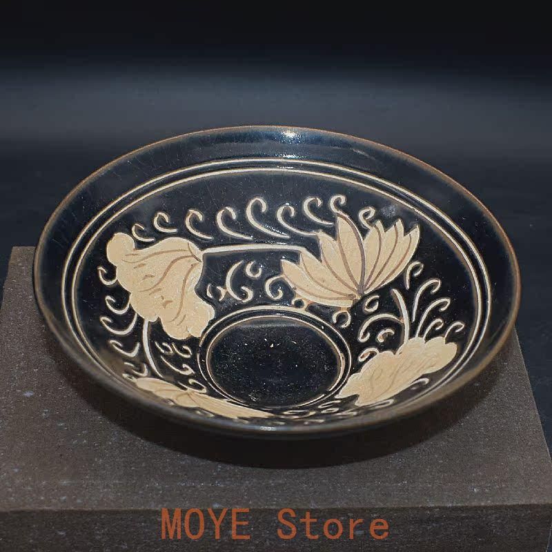 宋代吉州窯黒釉手彫り花柄笠碗 景徳鎮陶磁器 装飾品 現代工芸品