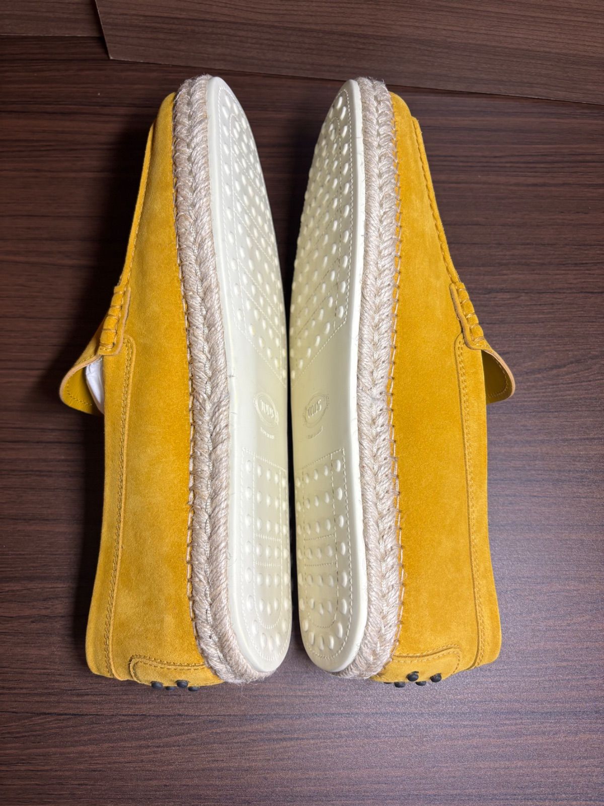 トッズ ドライビングシューズ イエロー　未使用品　size29.5㎝ トッズ ドライビングシューズ イエロー 未使用品 size29.5