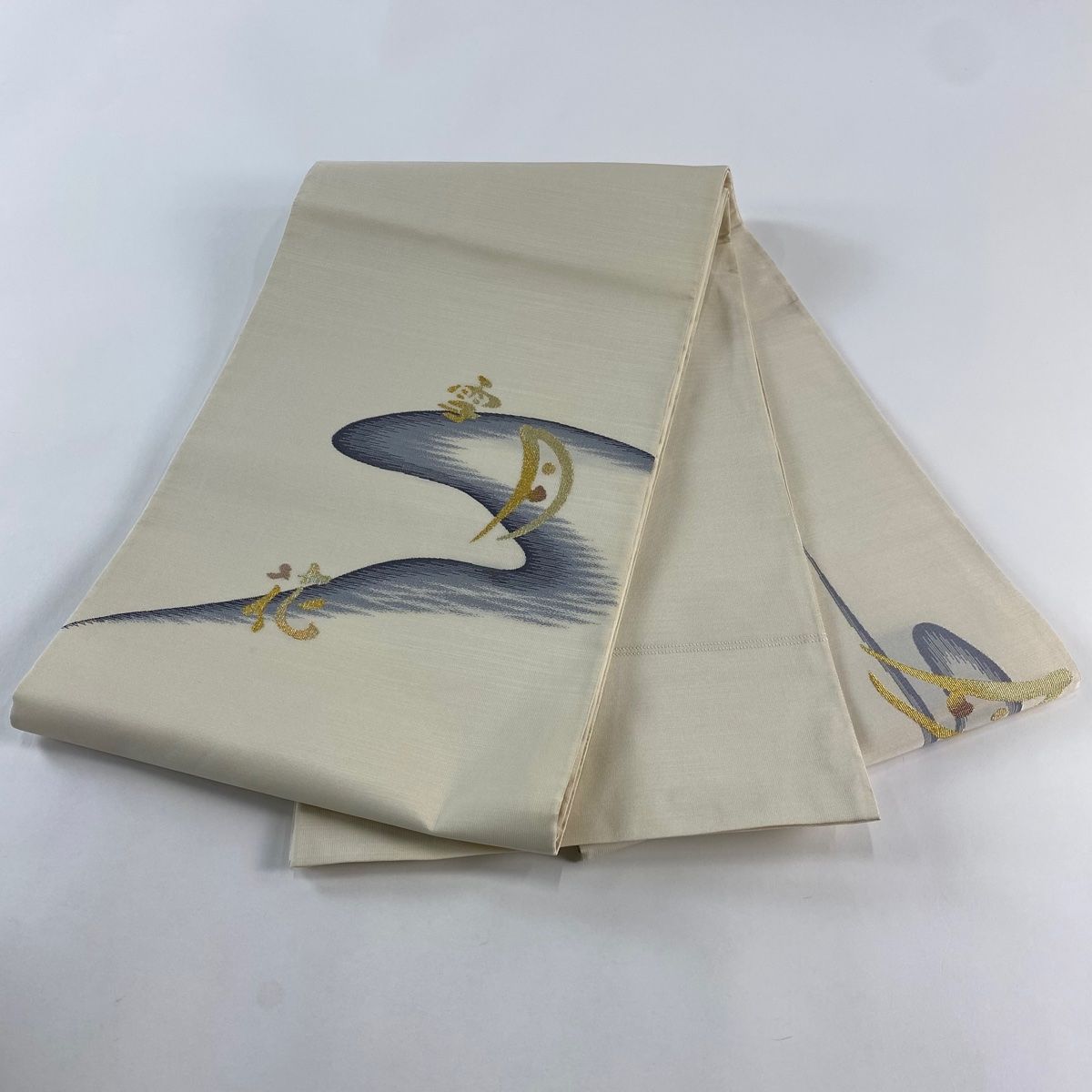 アイテム入荷！ 袋帯 祥園 落款 雪月花 金糸 ベージュ お太鼓柄 正絹 予想以上の