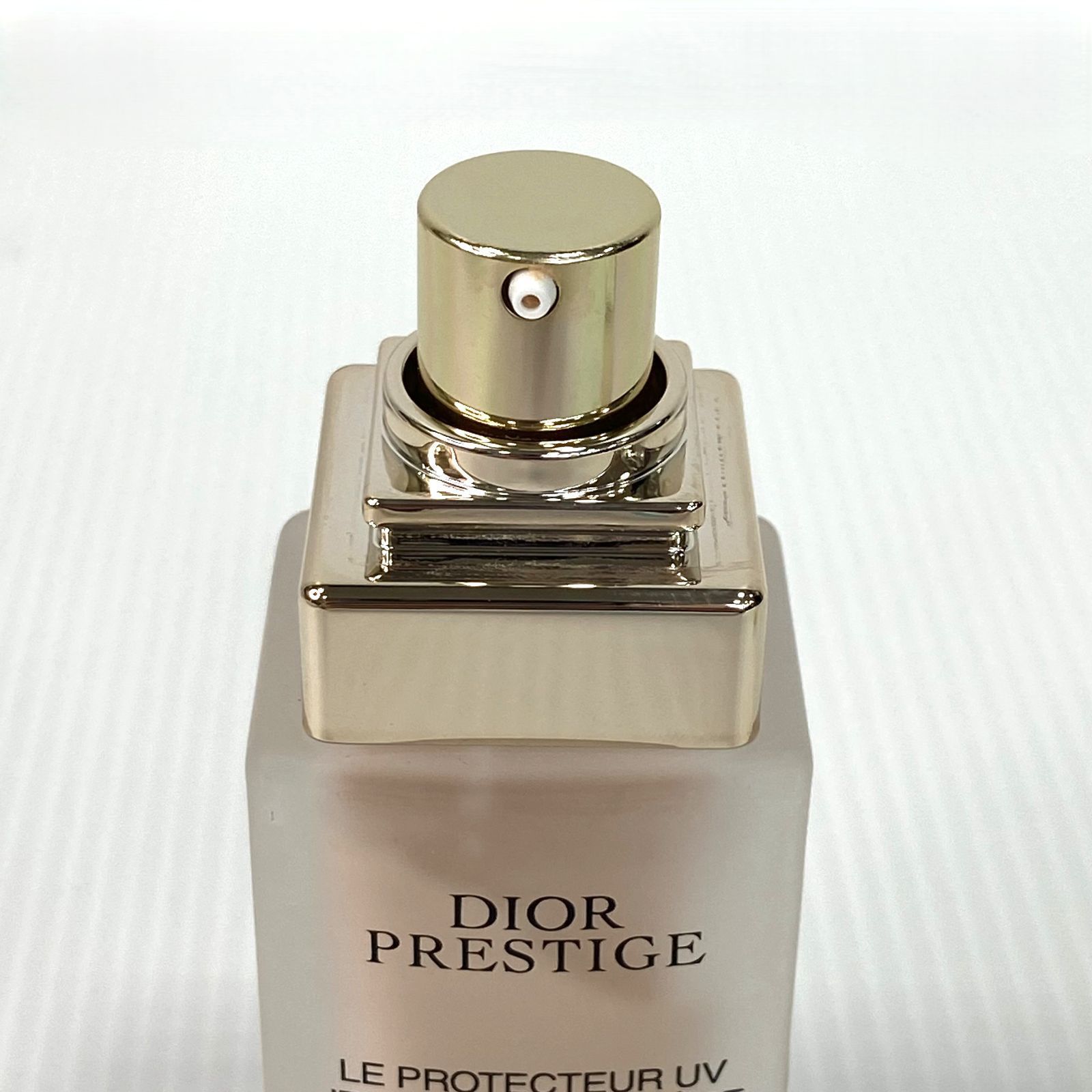 Dior プレステージ ホワイト ルプロテクター UV ルミエール