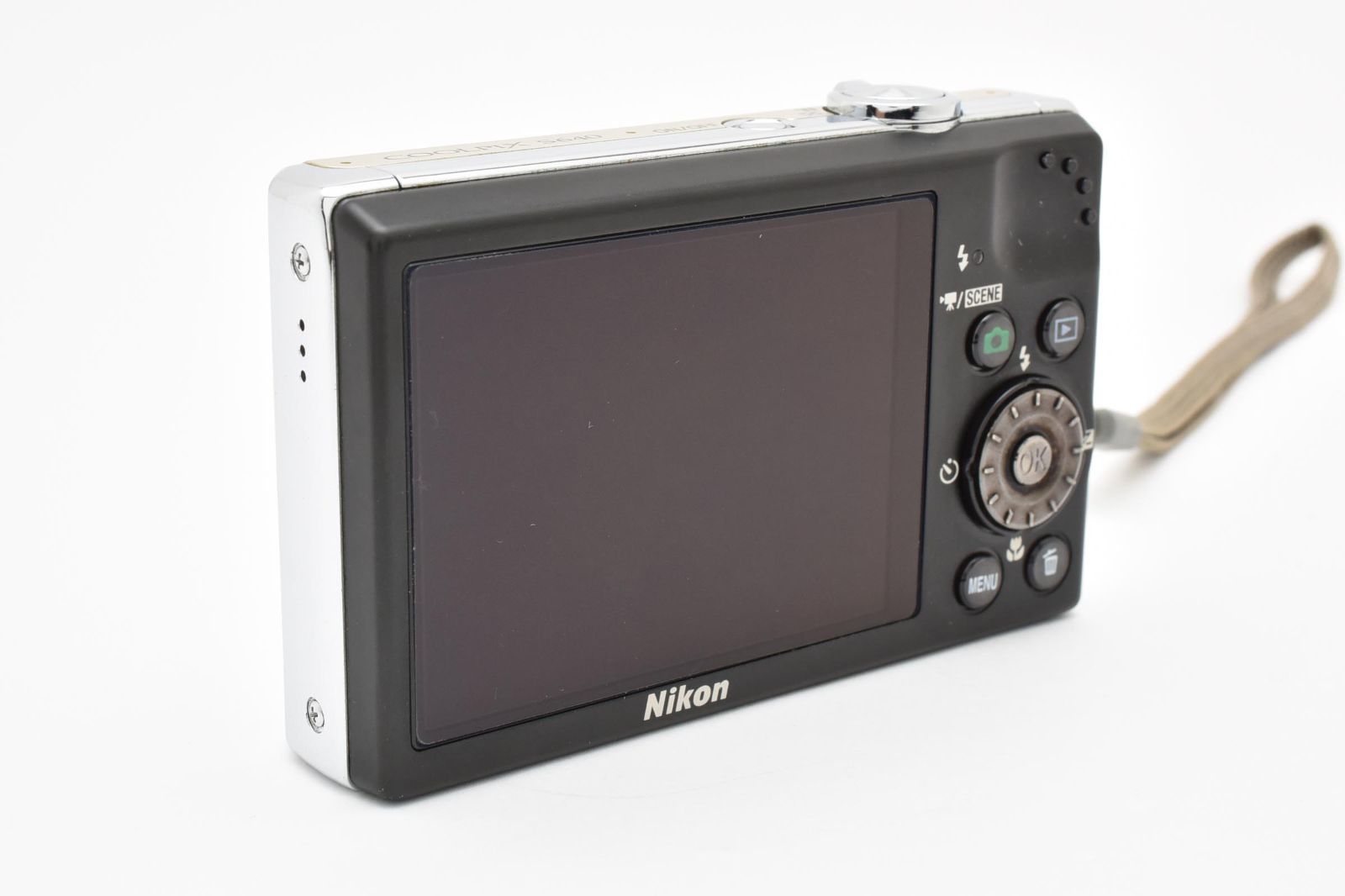 M*O様 【中古】Nikon COOLPIX S640 本体と付属品 中古】Nikon COOLPIX S640 本体と付属品 - メルカリ