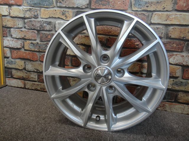 国産車用 ホイール単品 HOT STUFF Exceeder E06(ホットスタッフ