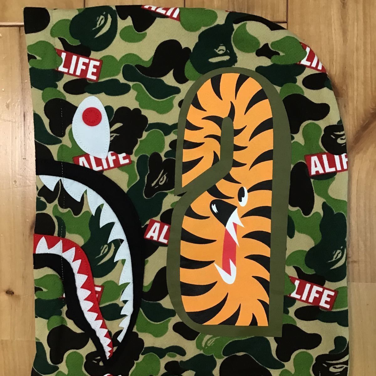 ALIFE BAPE ABC camo シャークパーカー ベイプ shark - メルカリ