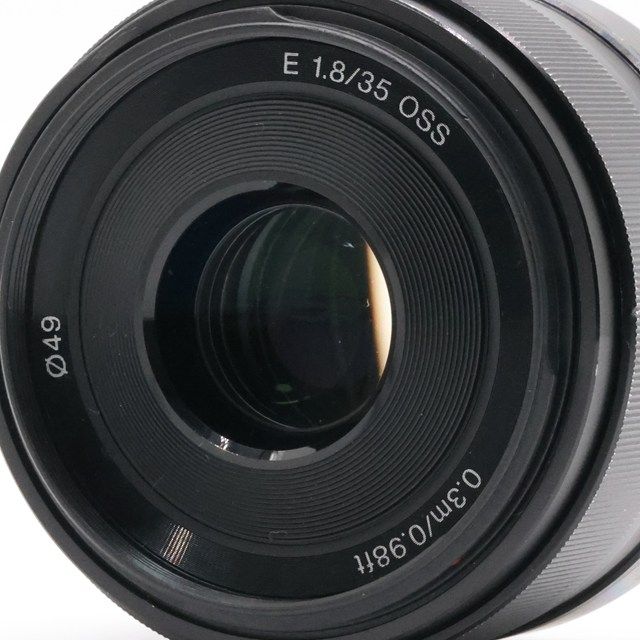 並品> SONY E 35mm F1.8 OSS SEL35F18|EマウントAPS-C対応 並品> SONY E 35mm F1.8 OSS SEL35F18|EマウントAPS-C対応