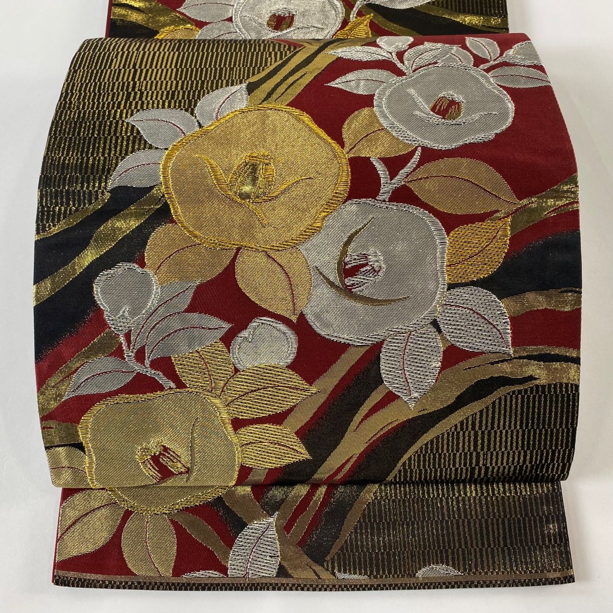 袋帯 美品 秀品 やまと 枝花 蝶 金糸 金彩 えんじ色 お太鼓柄