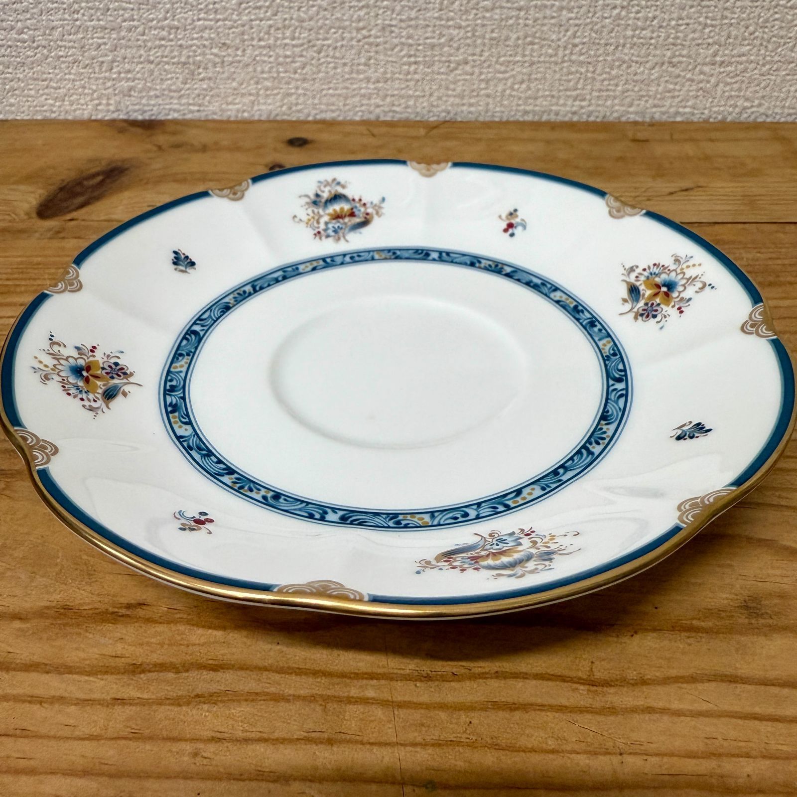 未使用 希少 廃盤品 ナルミ シャリラムーン 6客 カップ＆ソーサー 金彩 