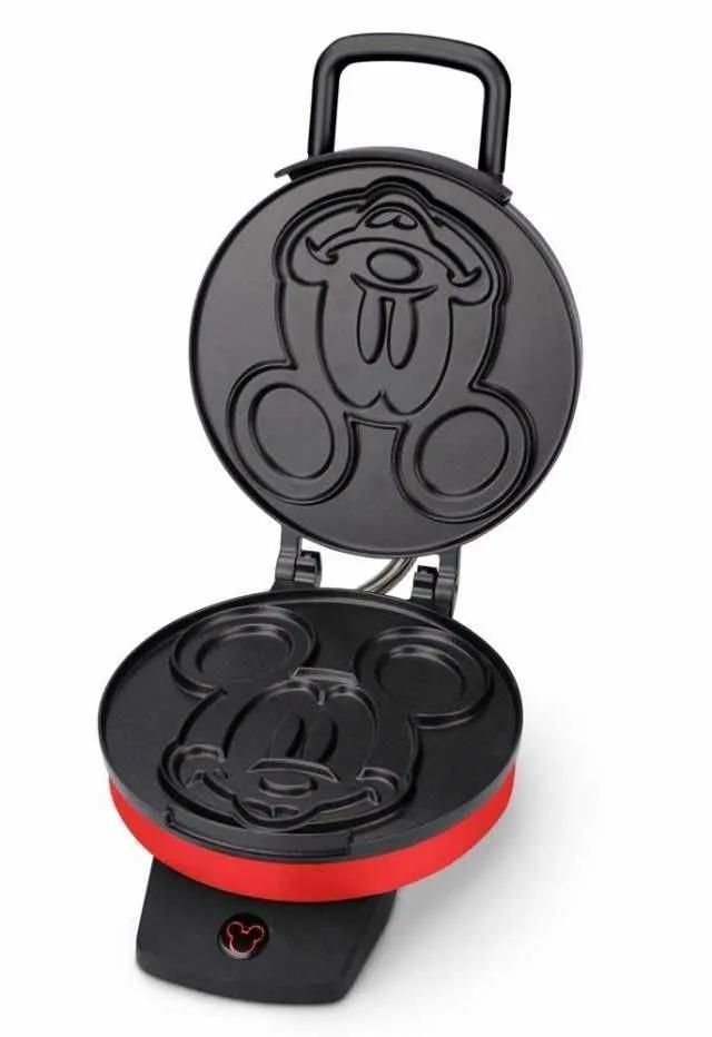 ワッフルメーカー ミッキー ディズニー DCM-12 レッド [並行輸入品] ミッキー ワッフルメーカー ディズニー DCM-12 レッド [並行輸入