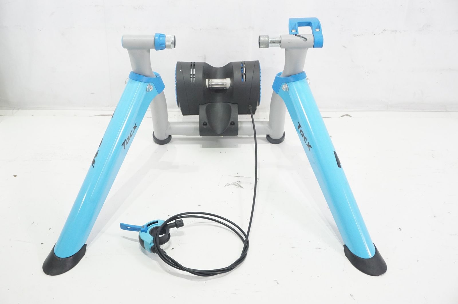 Tacx Boost 固定ローラー 青 Tacx Boost | LT Shop