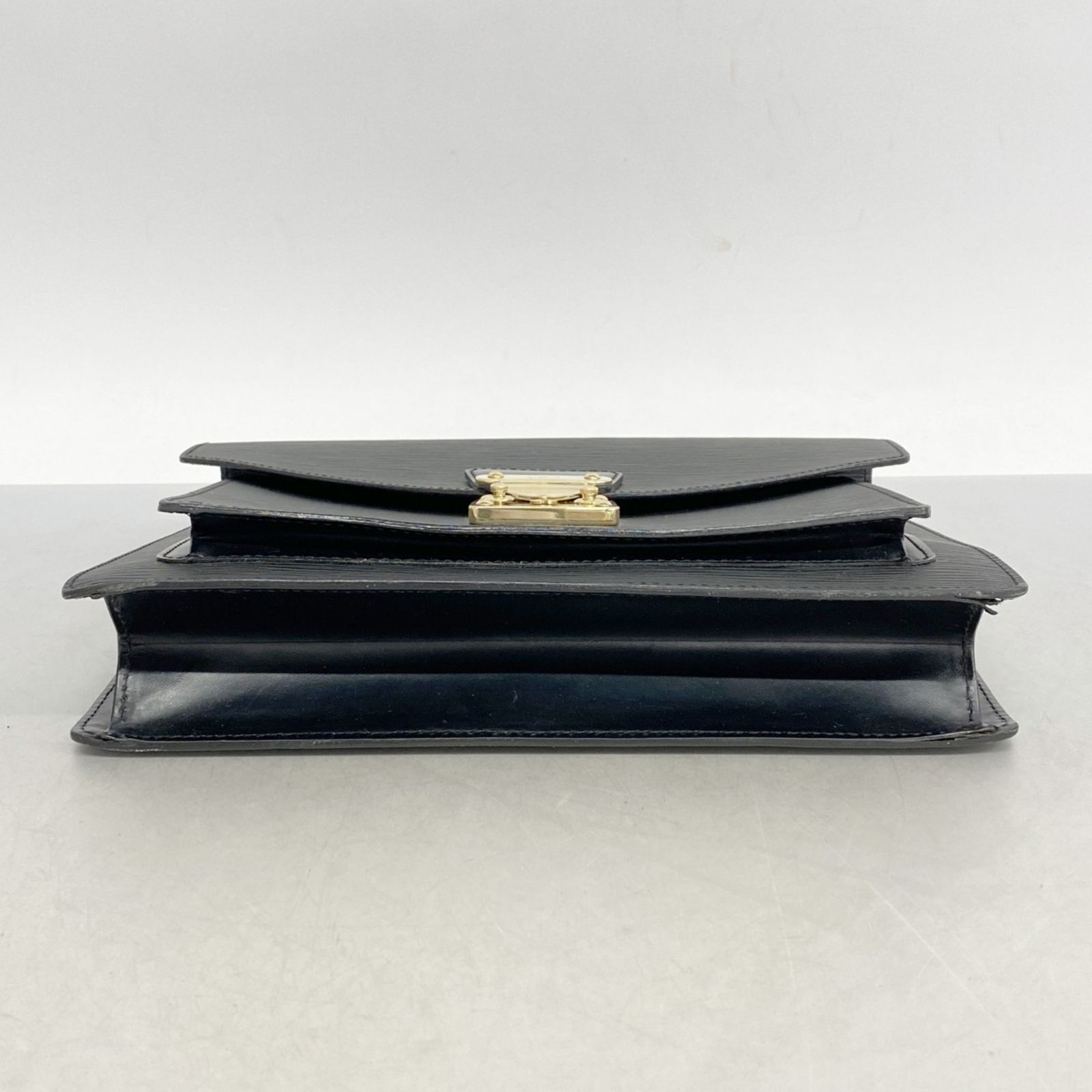 ルイヴィトン　モンソー　エピ　金具シルバー ルイヴィトンモンソー 14127 黒 シルバー金具 ユニセックス エピレザー