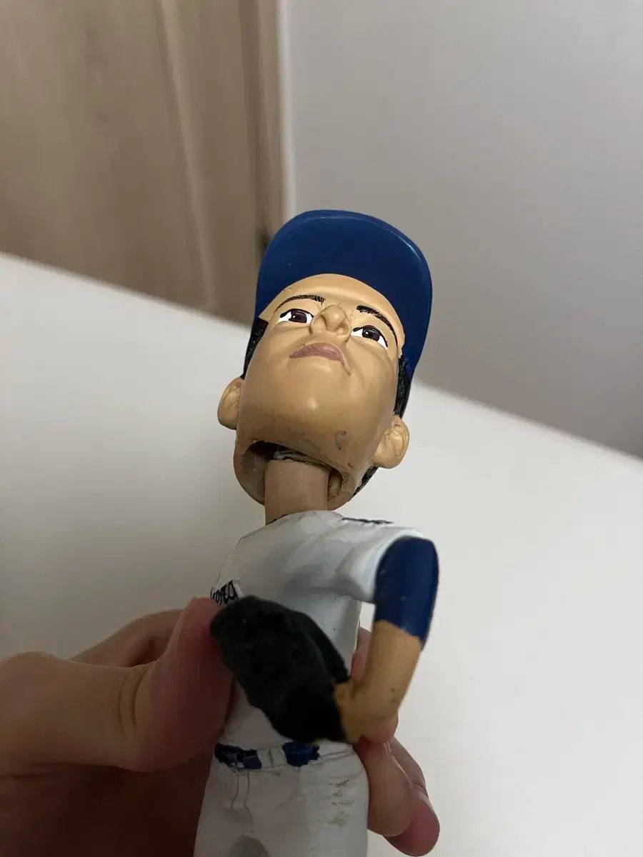 直筆サイン入り LAドジャース Dodgers前田健太選手ボブルヘッドフィギュア 直筆サイン入り LAドジャース Dodgers前田健太選手ボブルヘッド