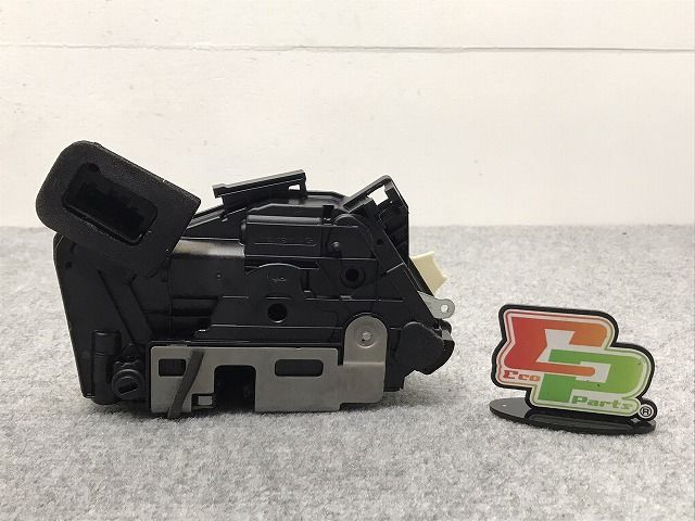 新品!ゴルフ7/GOLF VII AU系/2013-2017 純正 左 リア ドアロック 5K4 839 015 AE 5K4839015AE フォルクスワーゲン(126143)