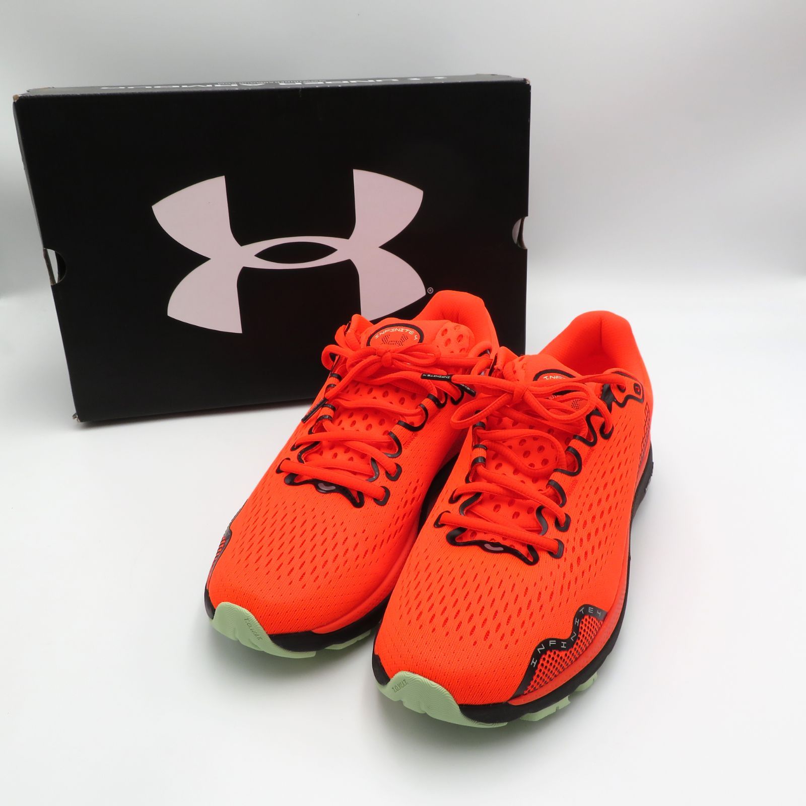 未使用品］ UNDER ARMOUR アンダーアーマー ホバー インフィニット 4 スニーカー ランニングシューズ レッド メンズ 27.5㎝  underarmour - メルカリ