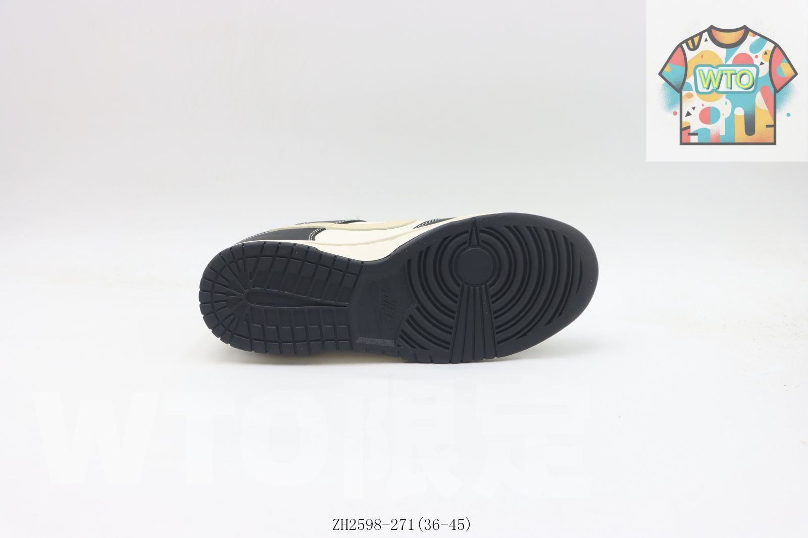 今日WTO】ナイキ NIKE スニーカー ブラックホワイト Stussy