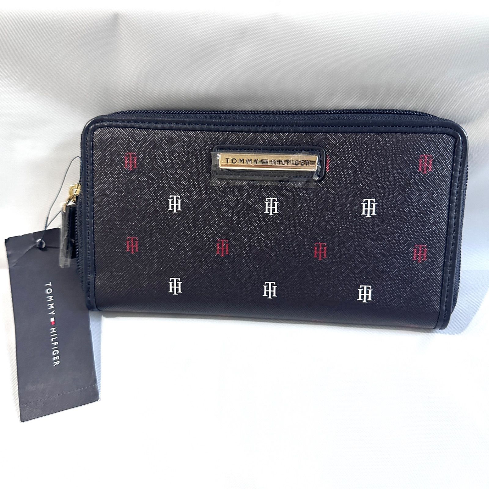 新品 TOMMY HILFIGER トミーヒルフィガー ラウンドジップ 長財布