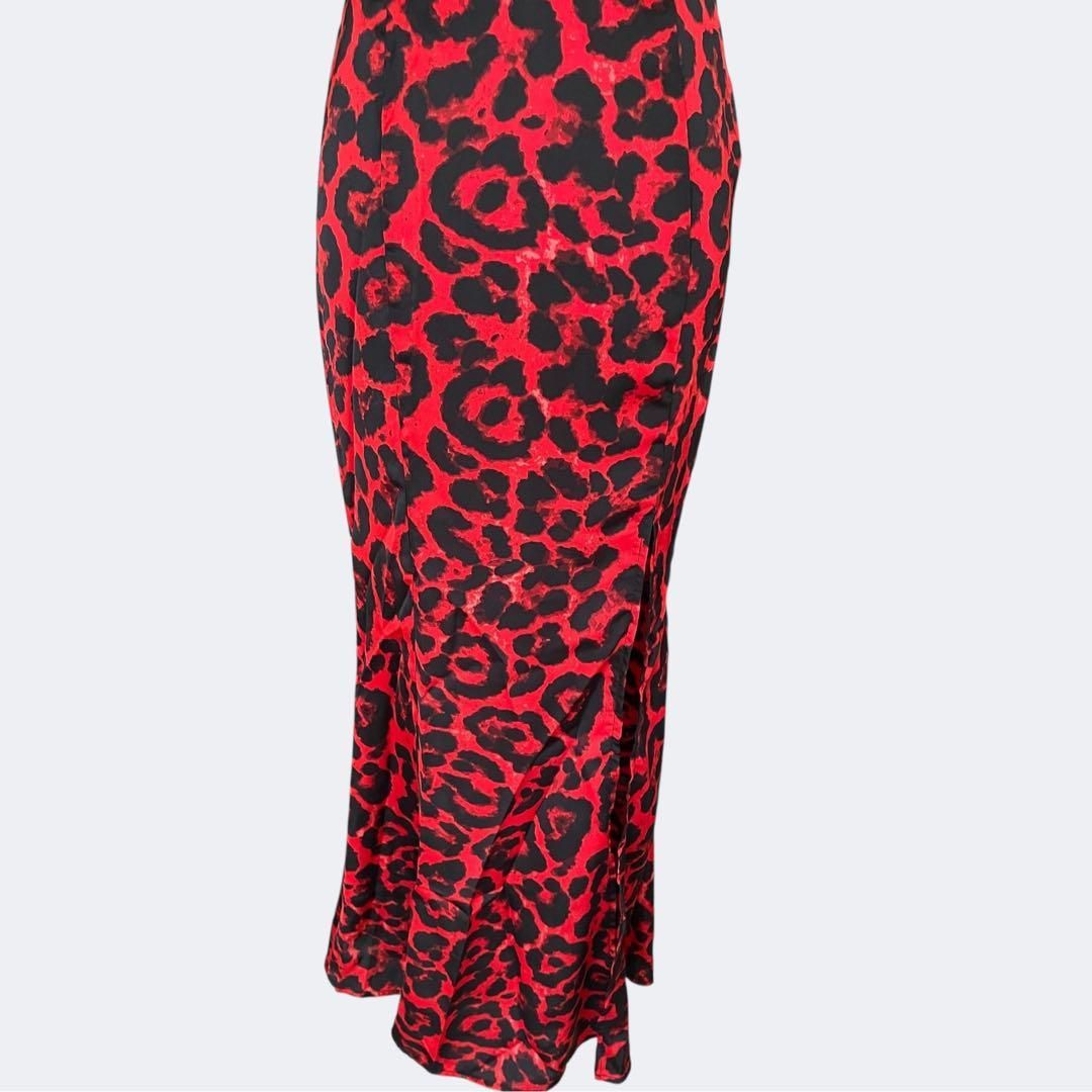 レッドのサテンアニマル