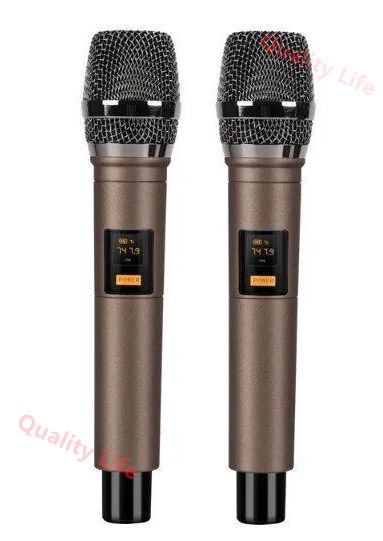 送料無料 ワイヤレスマイク付き4チャンネルオーディオミキサー ミキシングコンソール マイクロフォン付きです