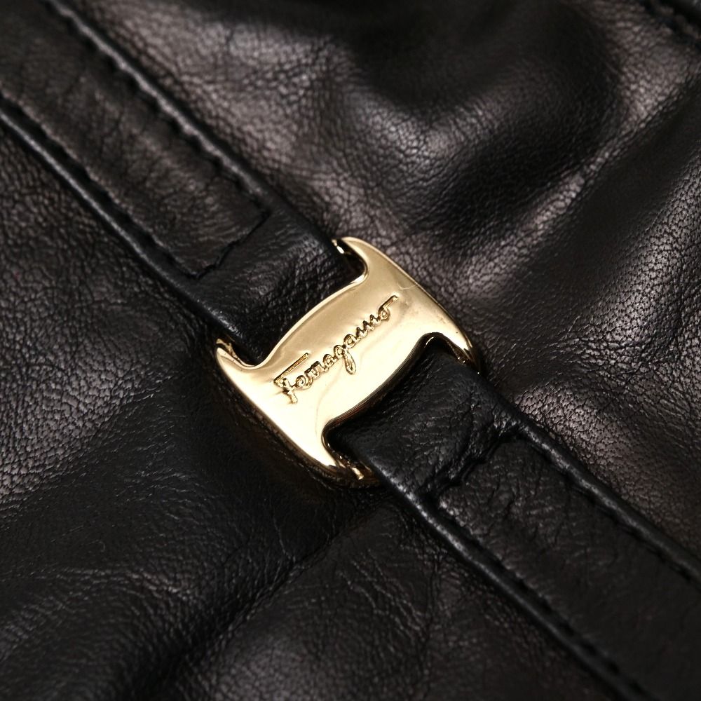 Ferragamo サルヴァトーレフェラガモ