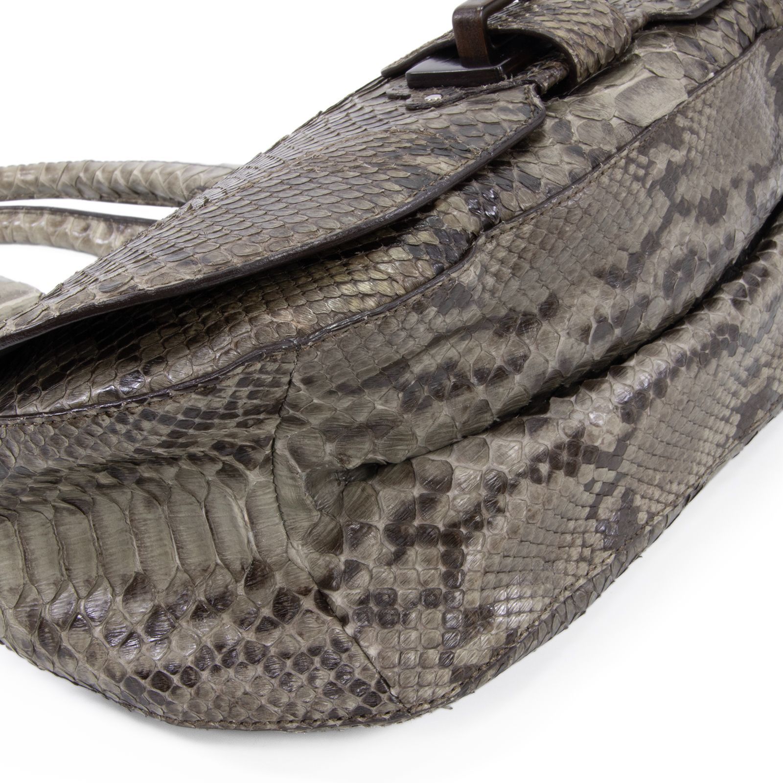 本物 送料無料 フェラガモ ハンドバッグ レディース パイソン